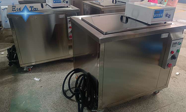 超聲波清洗機(jī)的清洗原理和其他清洗方法的區(qū)別，誰更卓越？