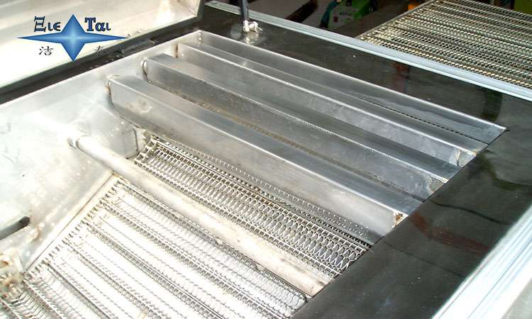 超聲波清洗機在金屬化學(xué)容器清洗中的應(yīng)用與優(yōu)勢