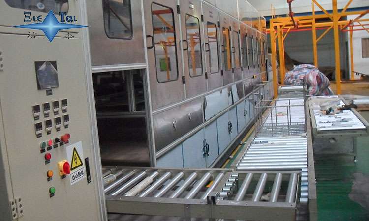 清洗金屬醫(yī)療器械的超聲波清洗機：確保衛(wèi)生和可靠性