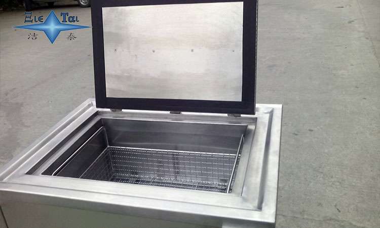 超聲波清洗技術(shù)在金屬化學(xué)儲(chǔ)罐清潔中的應(yīng)用與優(yōu)勢(shì)