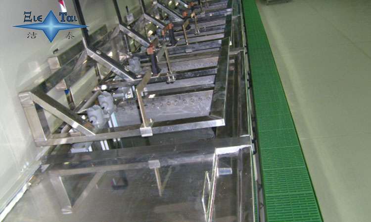 超聲波清洗機：新能源設(shè)備清洗的高效引領(lǐng)者