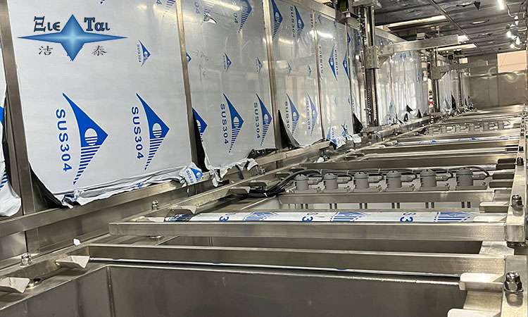 芯片超聲波清洗機：高效保障芯片質(zhì)量的關(guān)鍵設備