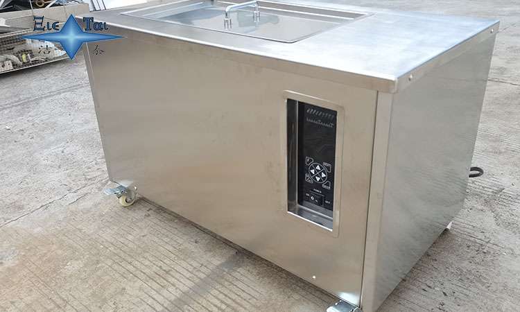 超聲波清洗機(jī)：萬能清洗工具還是有選擇的設(shè)備？