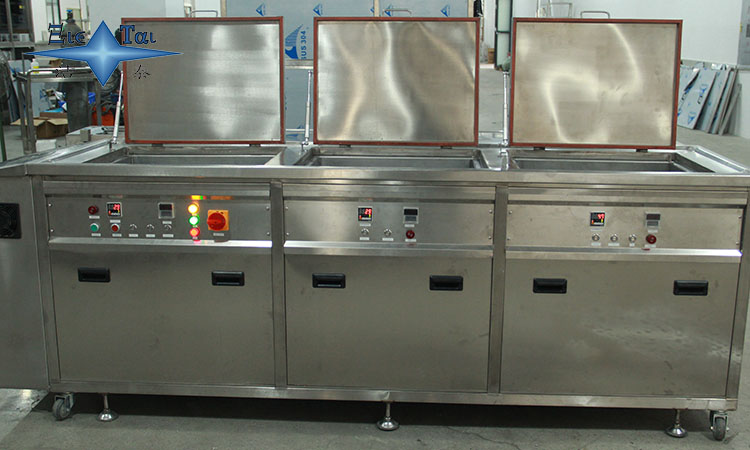 大型超聲波清洗機如何根治油污頑疾？潔泰非標(biāo)定制，讓清洗不再背鍋