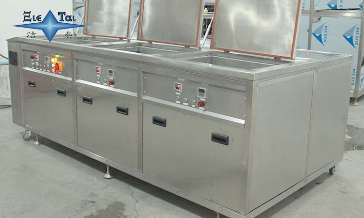 大型設(shè)備三天兩頭停機維修？潔泰大型超聲波清洗機，用非標(biāo)定制告別“老爺機”時代