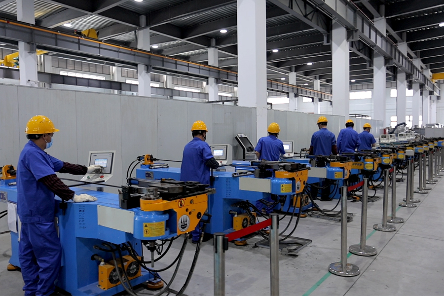 潔泰大型超聲波清洗機(jī)：從“逐件刷洗”到“批量高效”，效率提升8倍