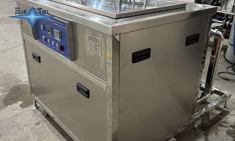 人工洗件效率低、成本高，還總傷工件？試試這臺(tái)“只出力、不添亂”的非標(biāo)定制設(shè)備