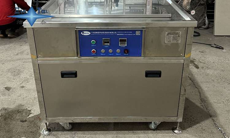 超聲波清洗機(jī)為什么洗出物品發(fā)白？詳解原因與完美解決之道